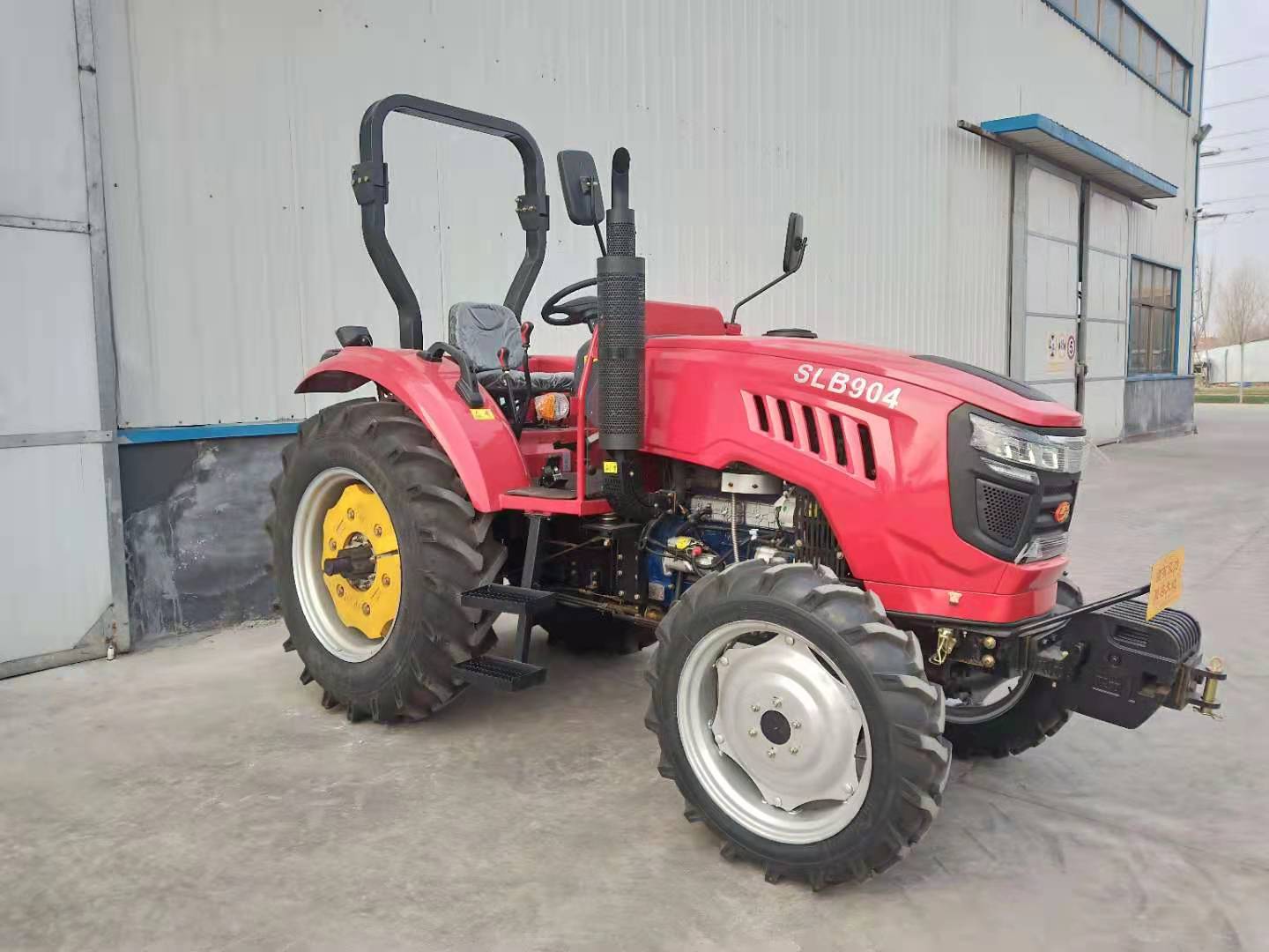 SLB904轮式拖拉机