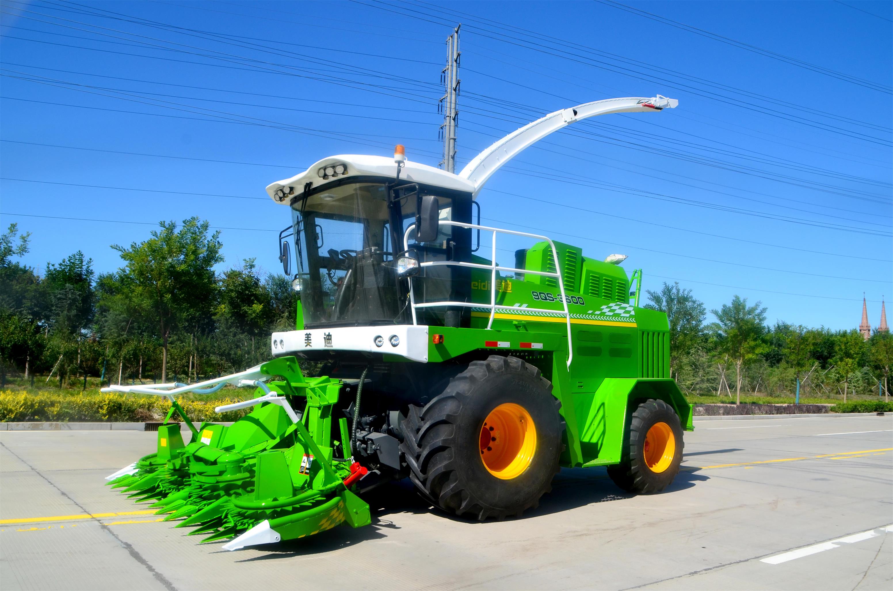 9QS-3600自走式青饲料收获机