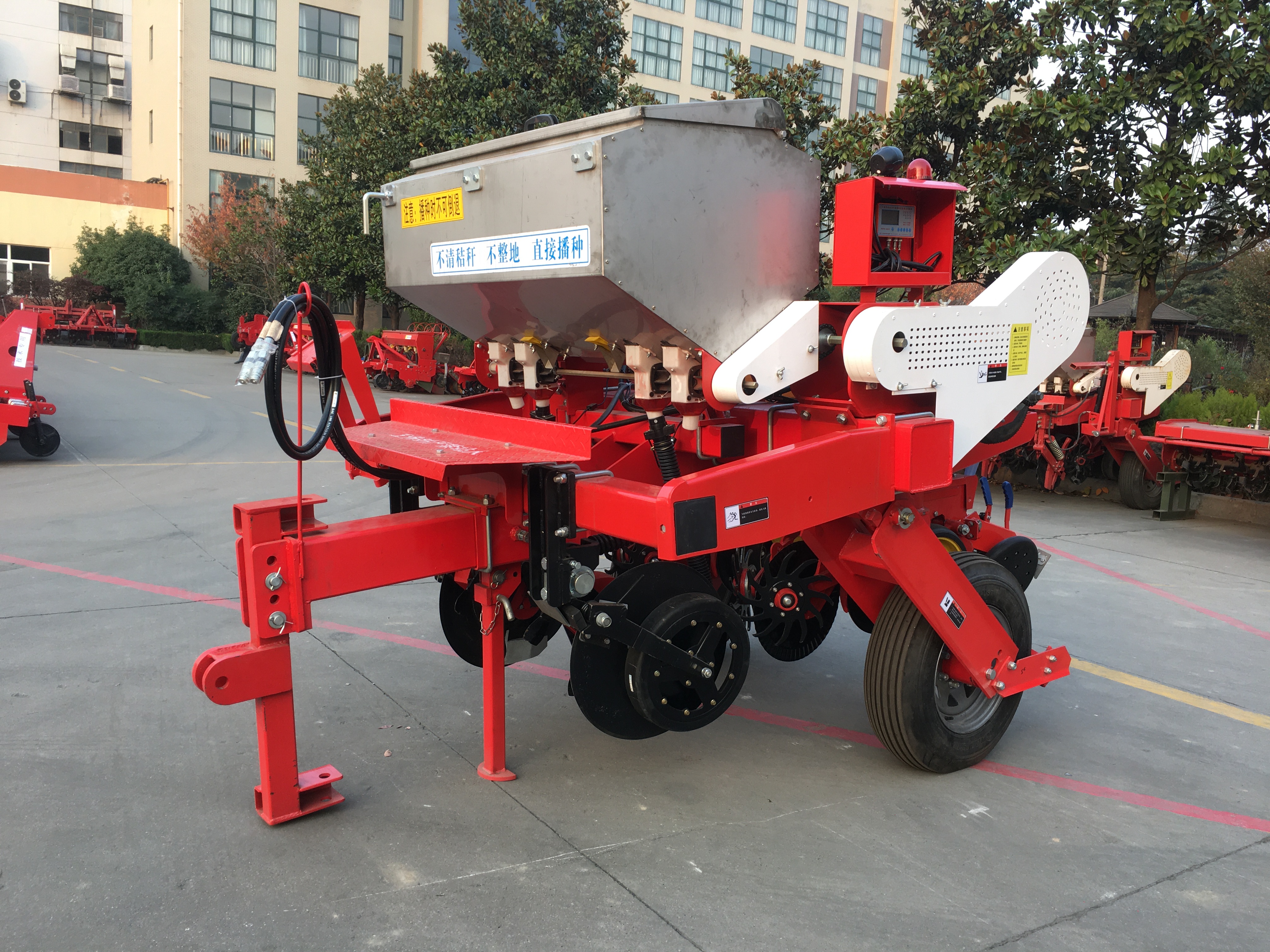 2BMYF-2免耕精量施肥播种机