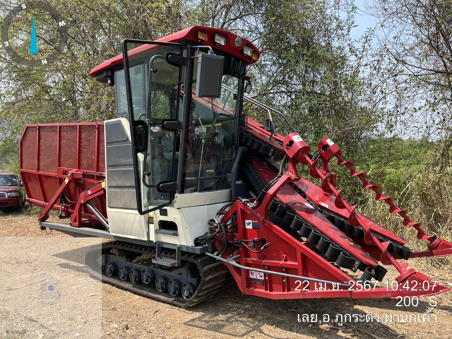 4GD-1FM WORLD 102 马力割铺机