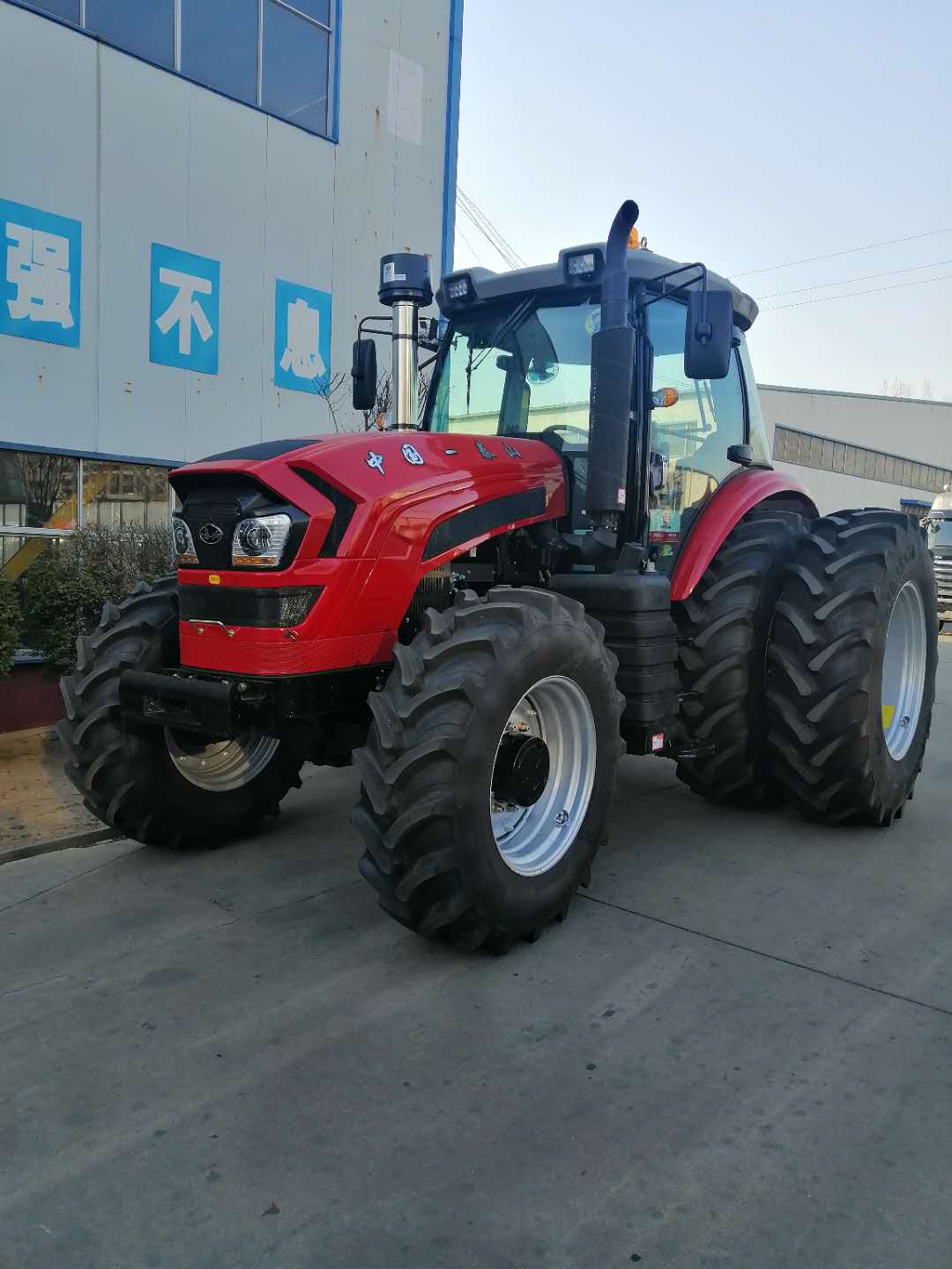 泰山-2404泰山拖拉机