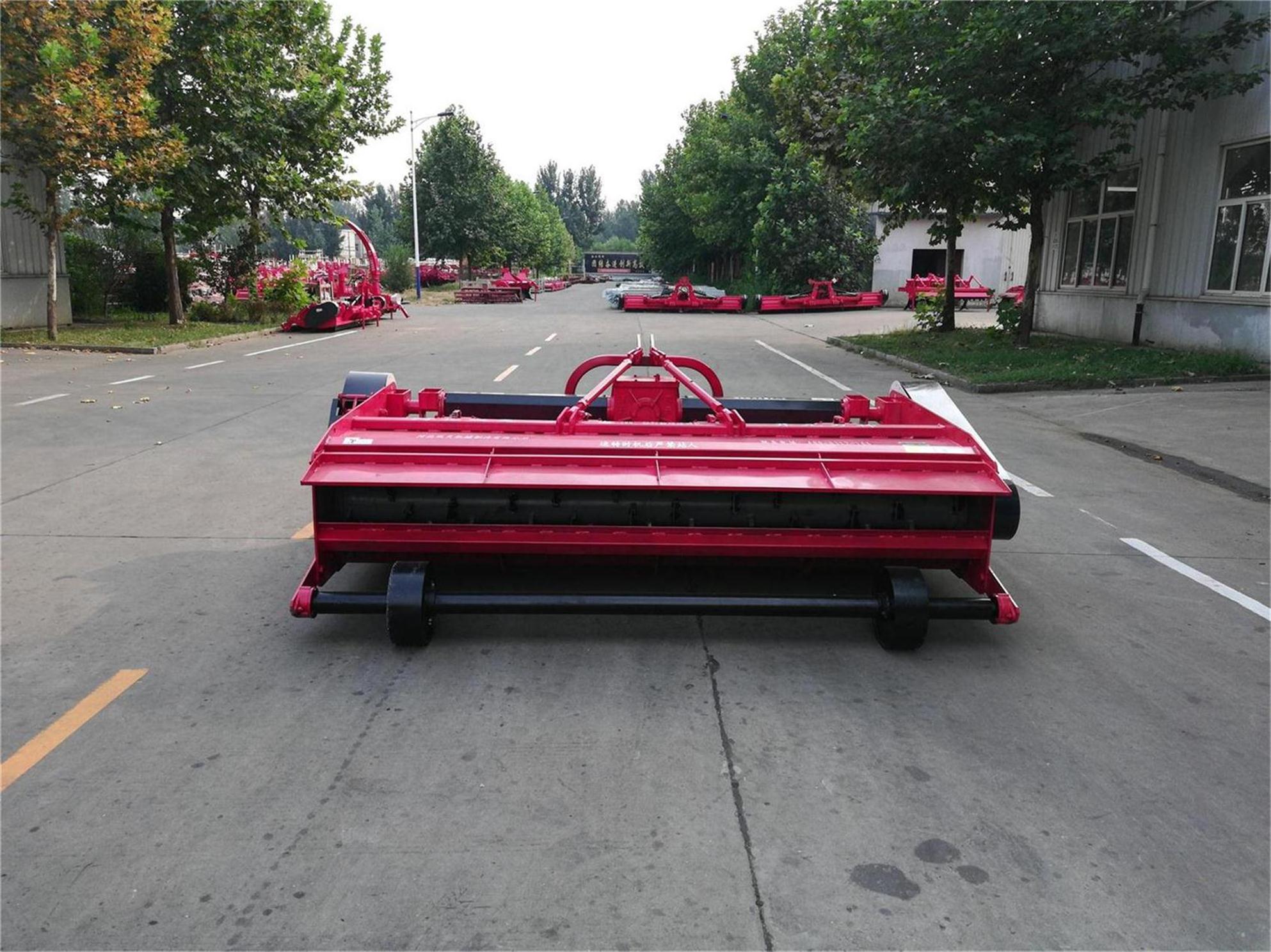 1JHS-280秸秆粉碎还田机