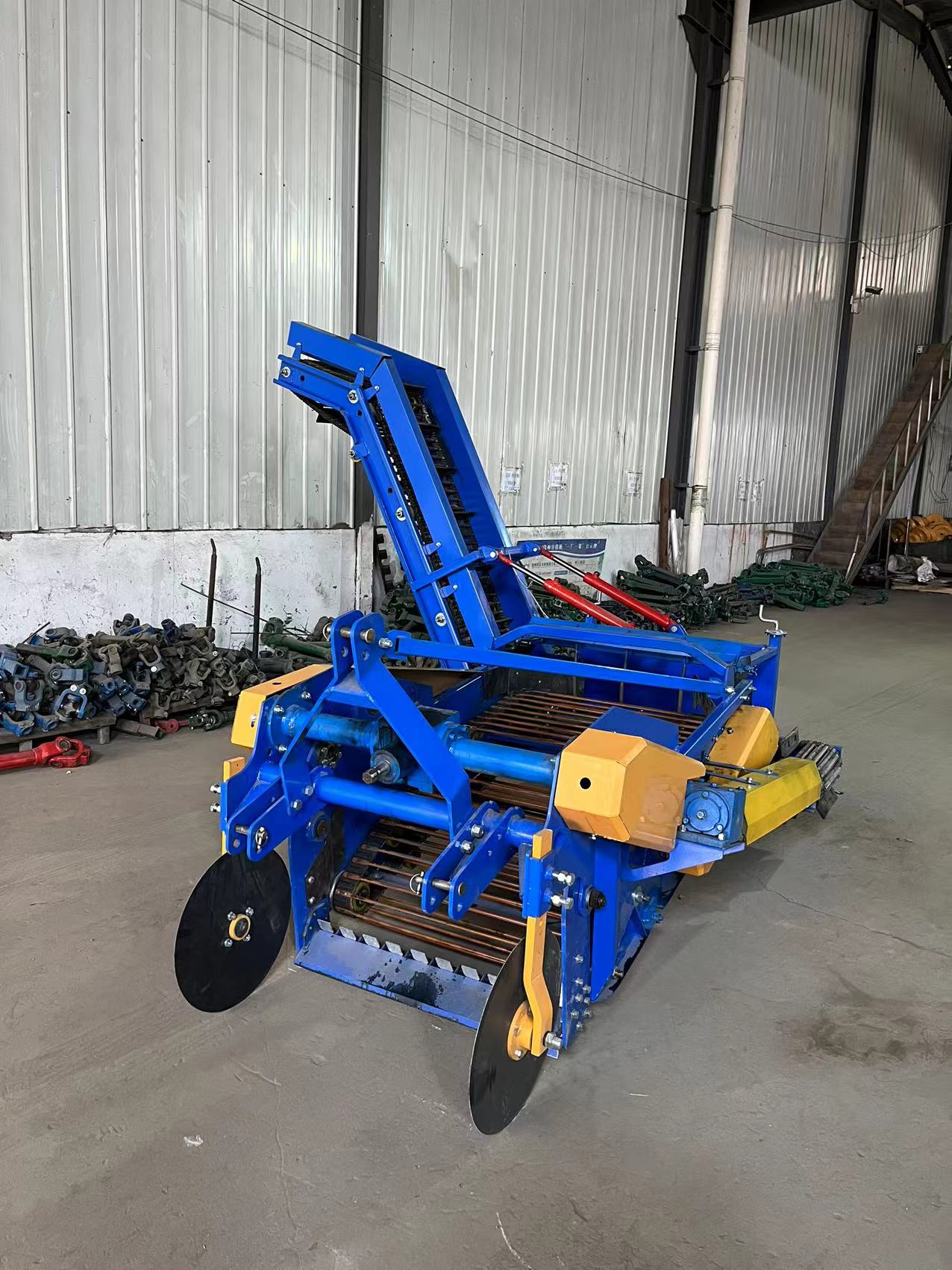 4UDS-90马铃薯收获机