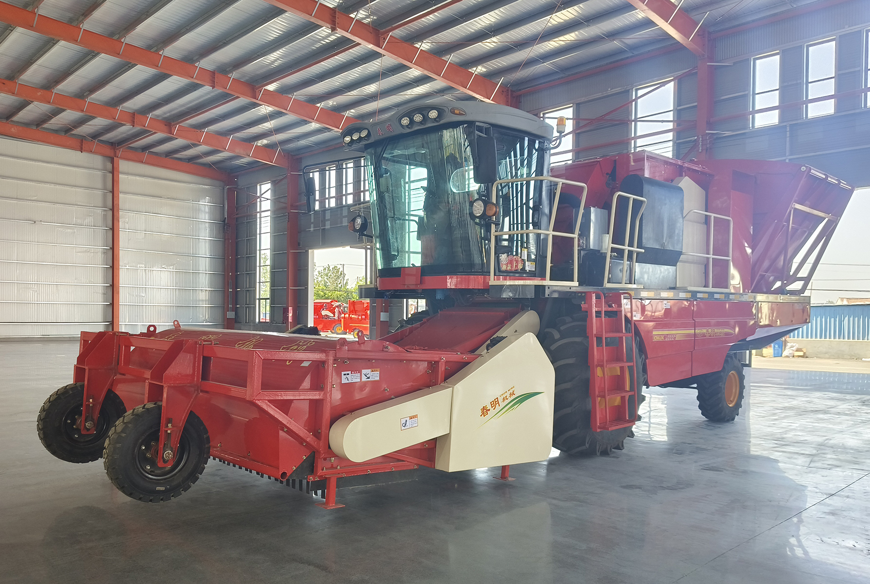 4MZJ-320A自走式棉花收获机