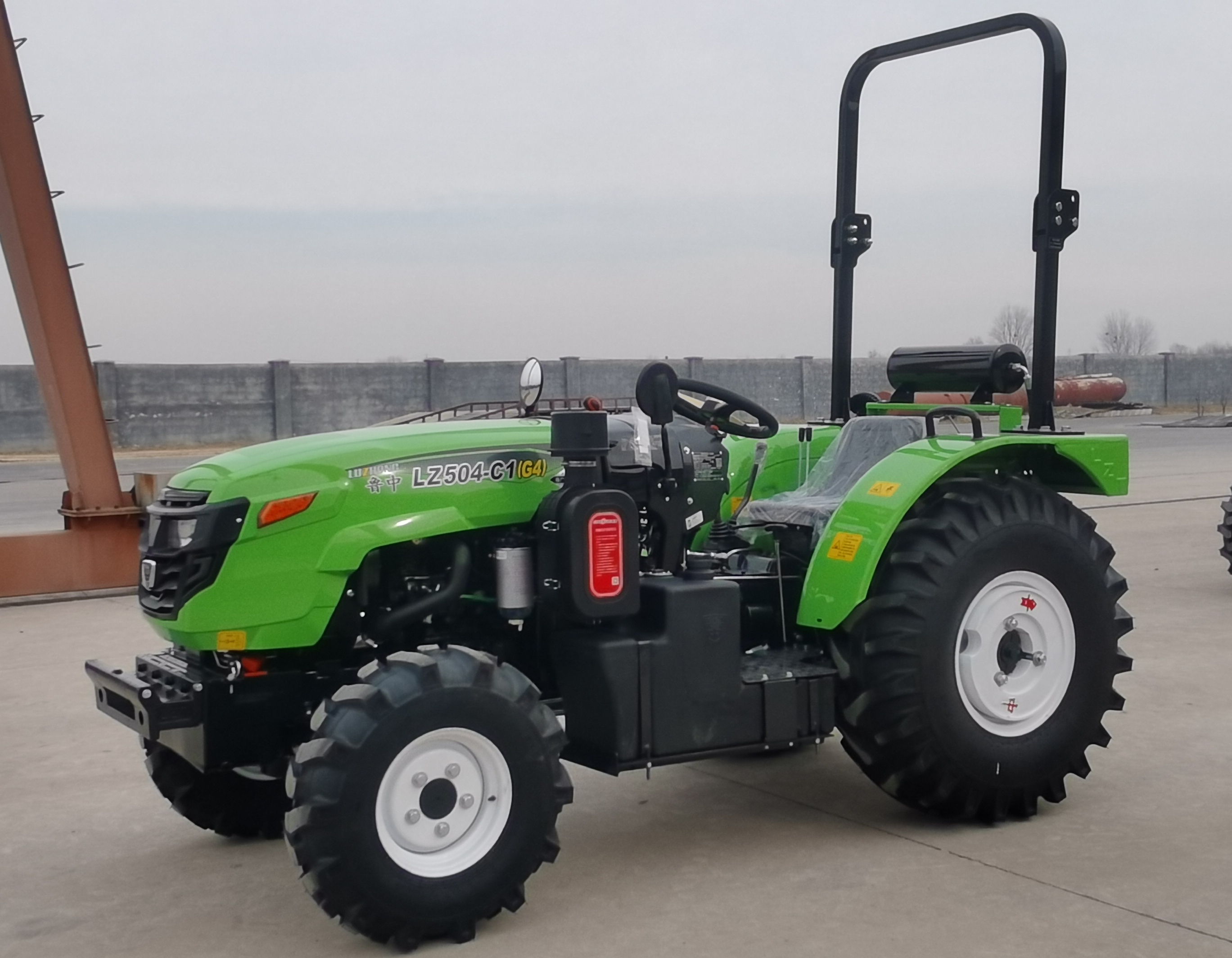 LZ504-C1轮式拖拉机