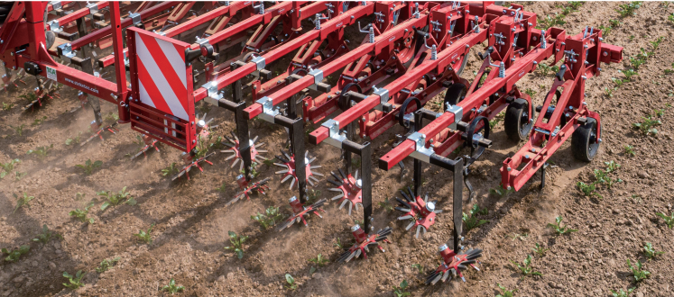 6 行机械除草机