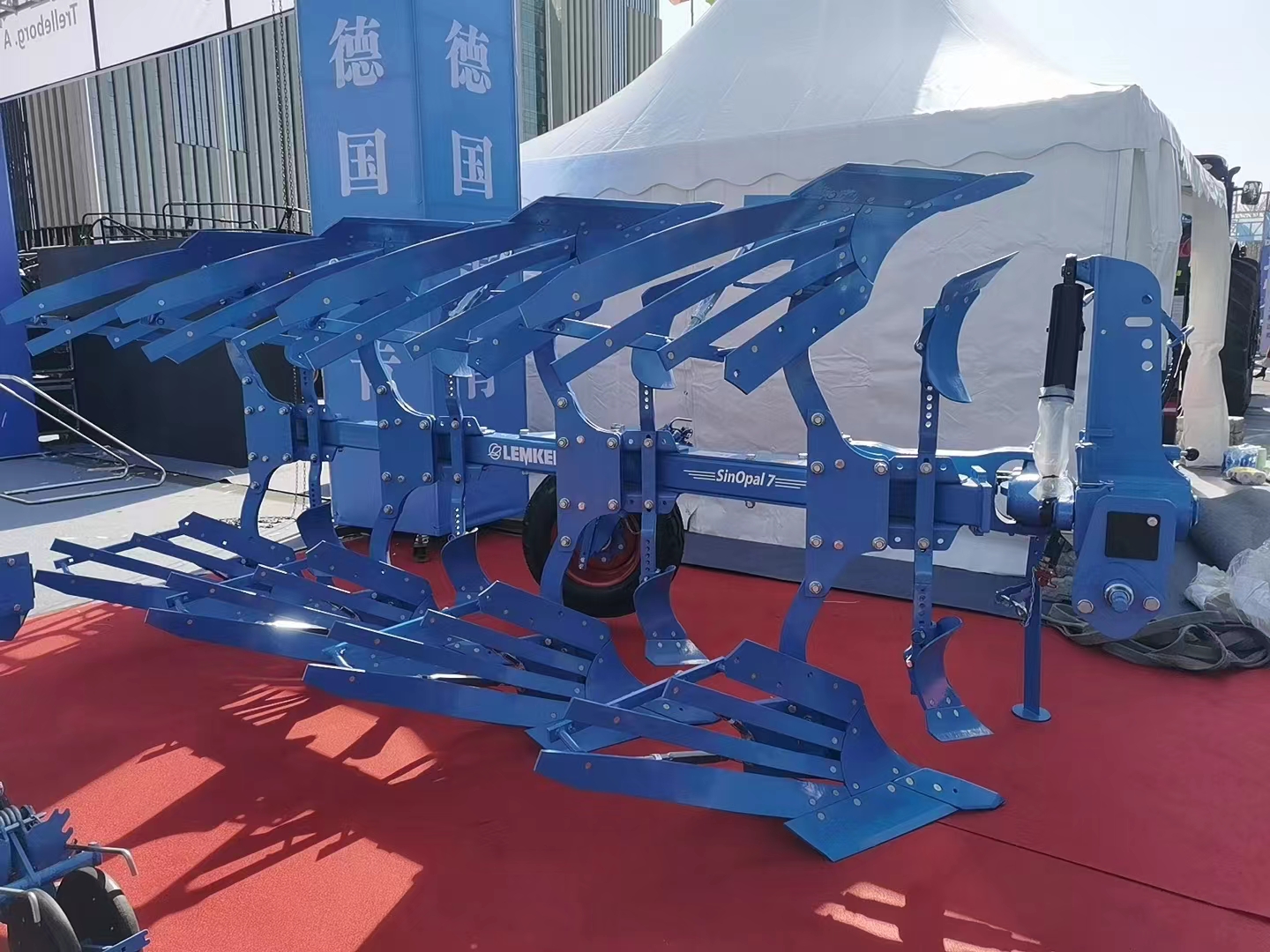 7 3+1液压翻转犁