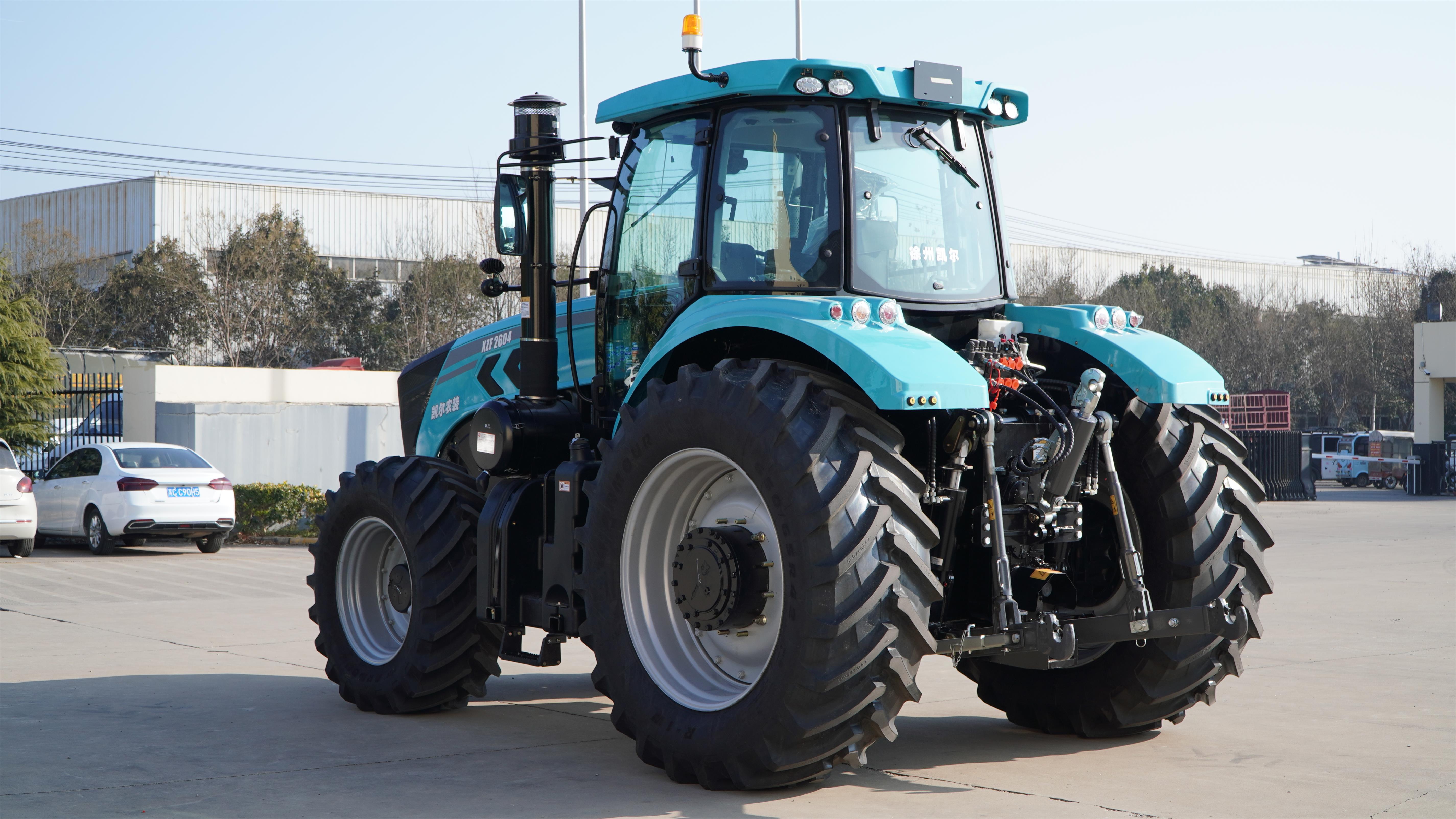 XZF2604智慧农机260马力拖拉机 