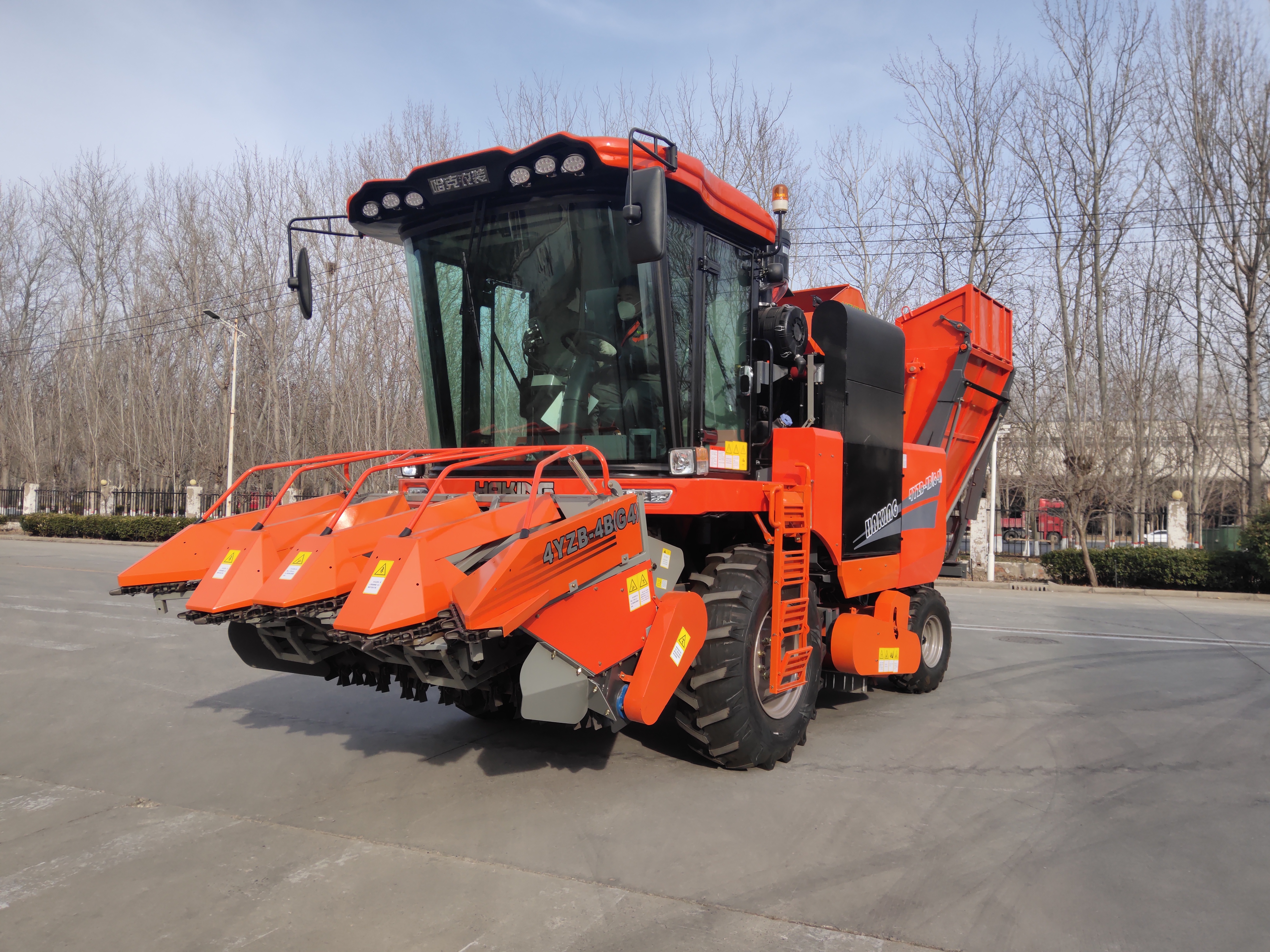 4YZB-4B(G4)自走式玉米收获机