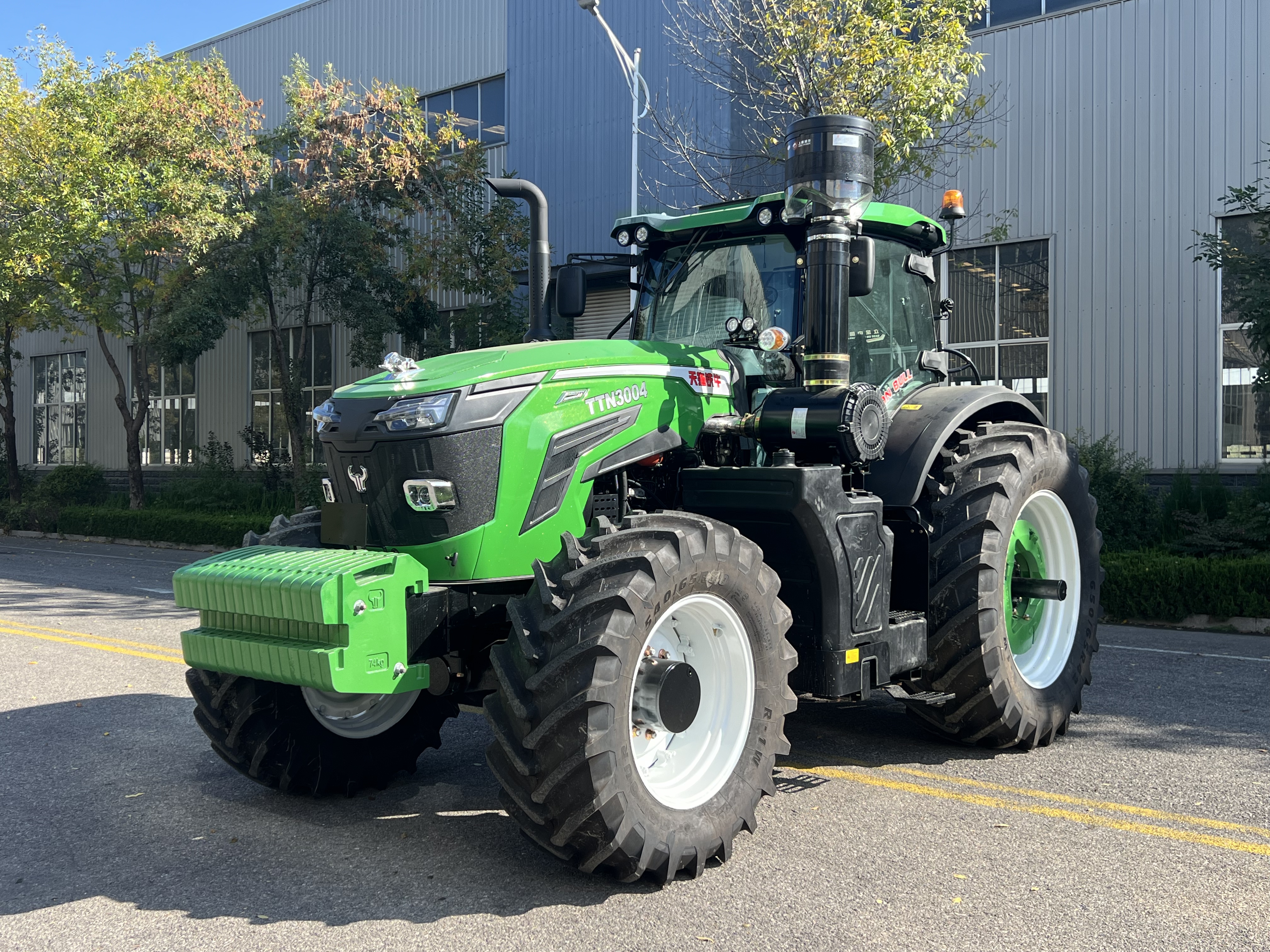 TTN3004轮式拖拉机