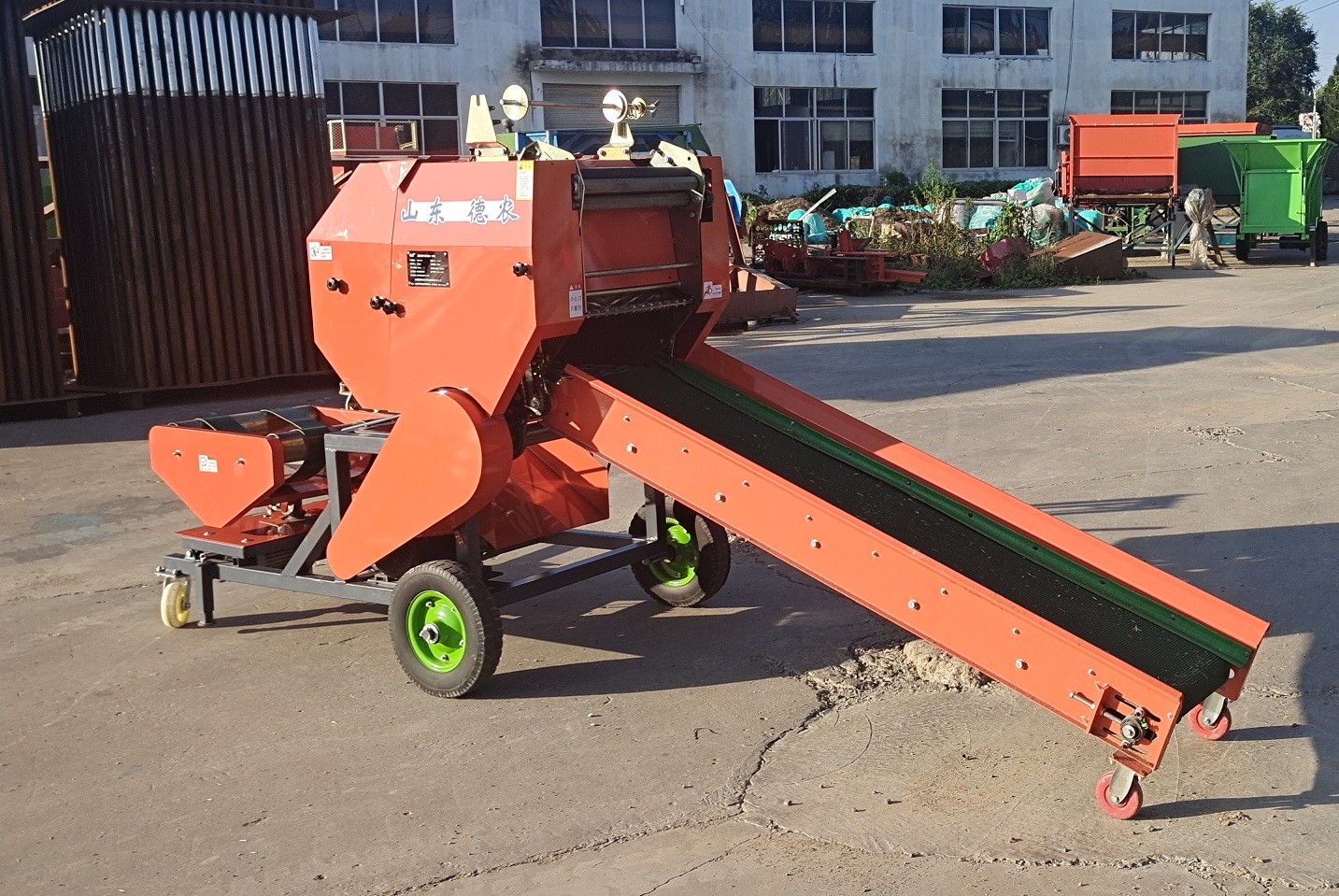 9YDB-0.55圆草捆打捆包膜一体机