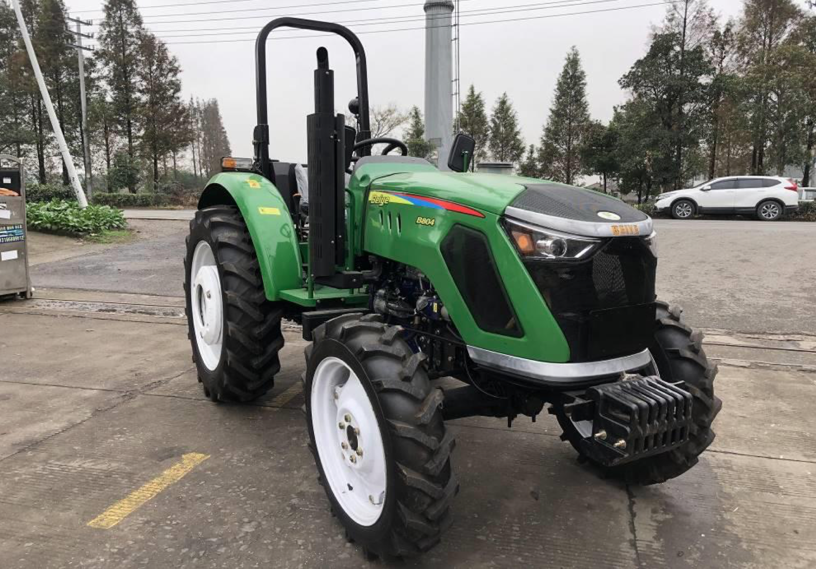 B804轮式拖拉机