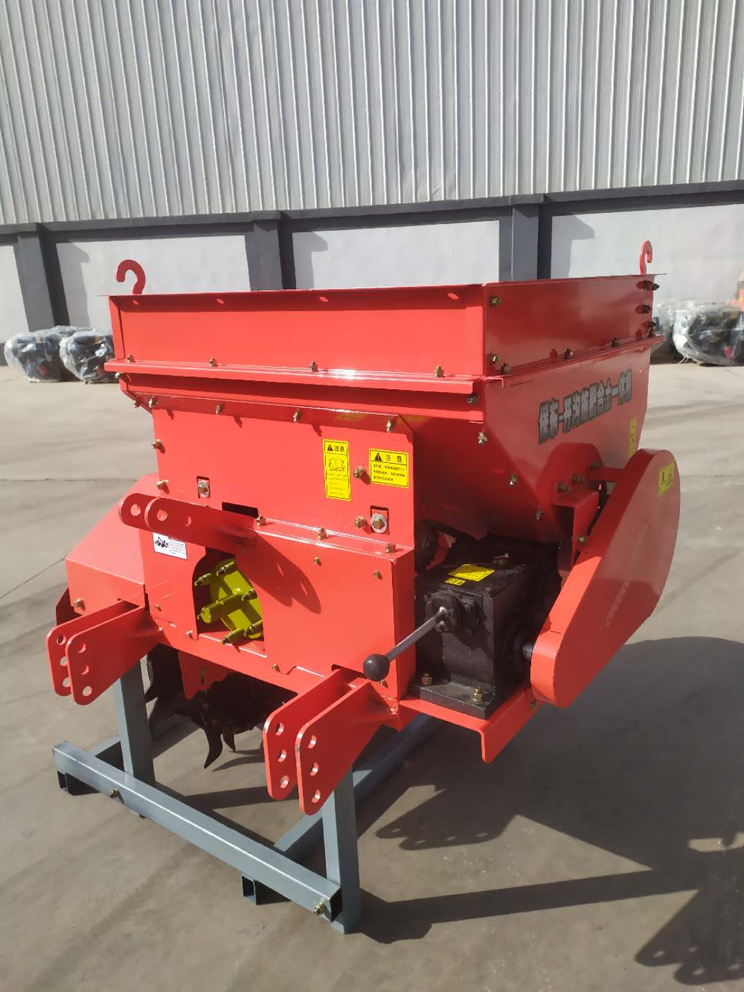 2FGY80-50偏置80开沟施肥回填一体机