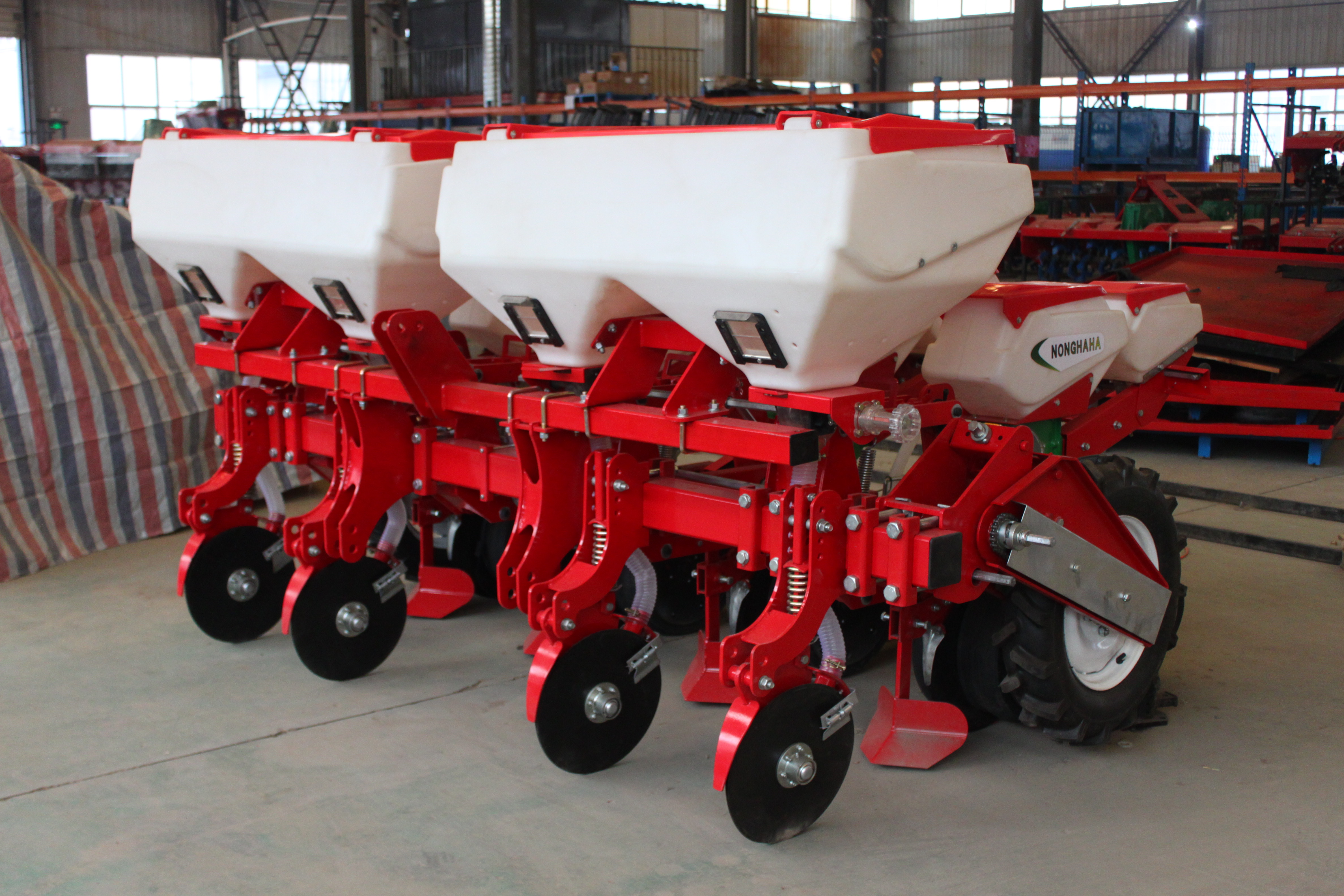 2BMF-4免耕播种机