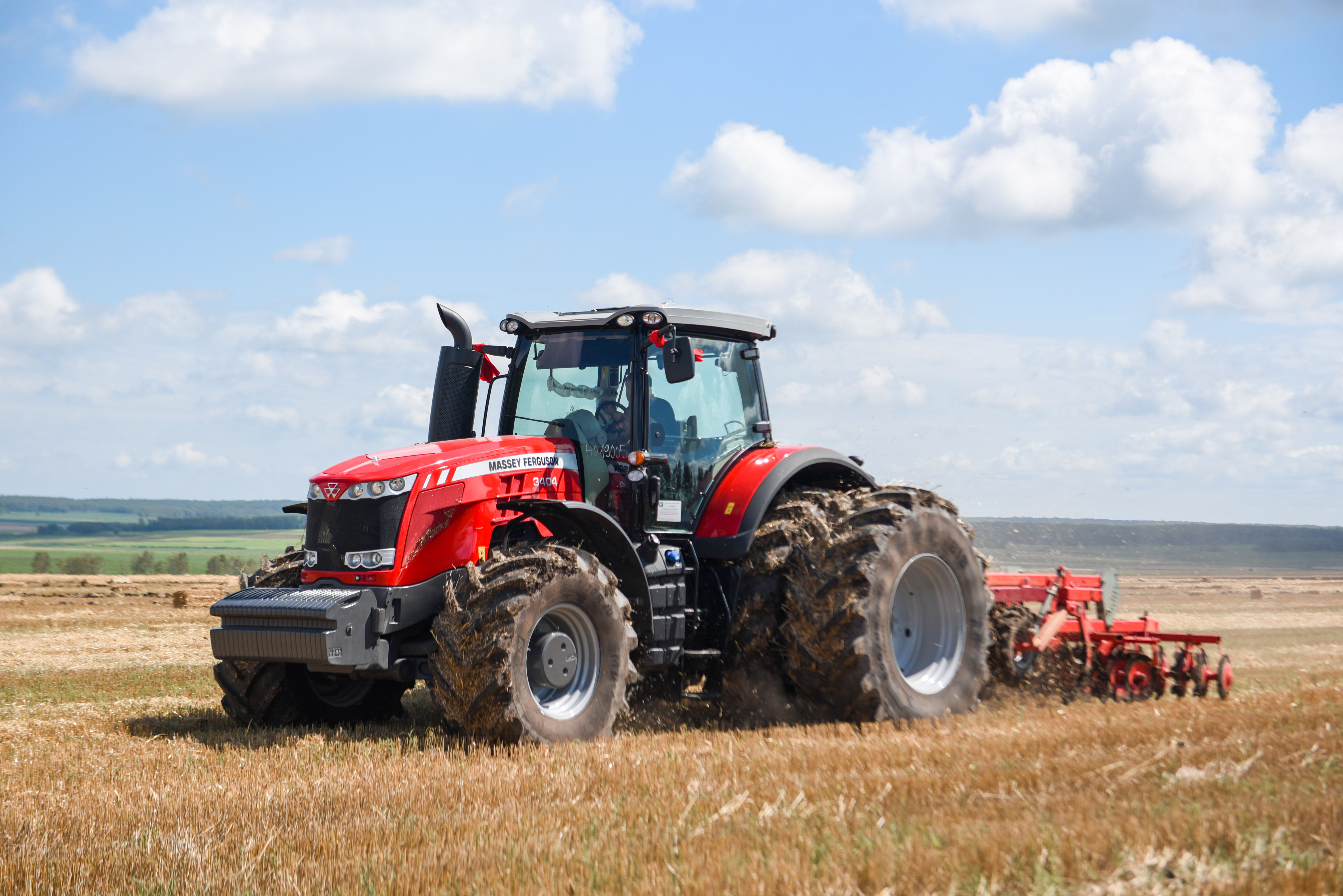 MF 3404麦赛福格森大马力拖拉机