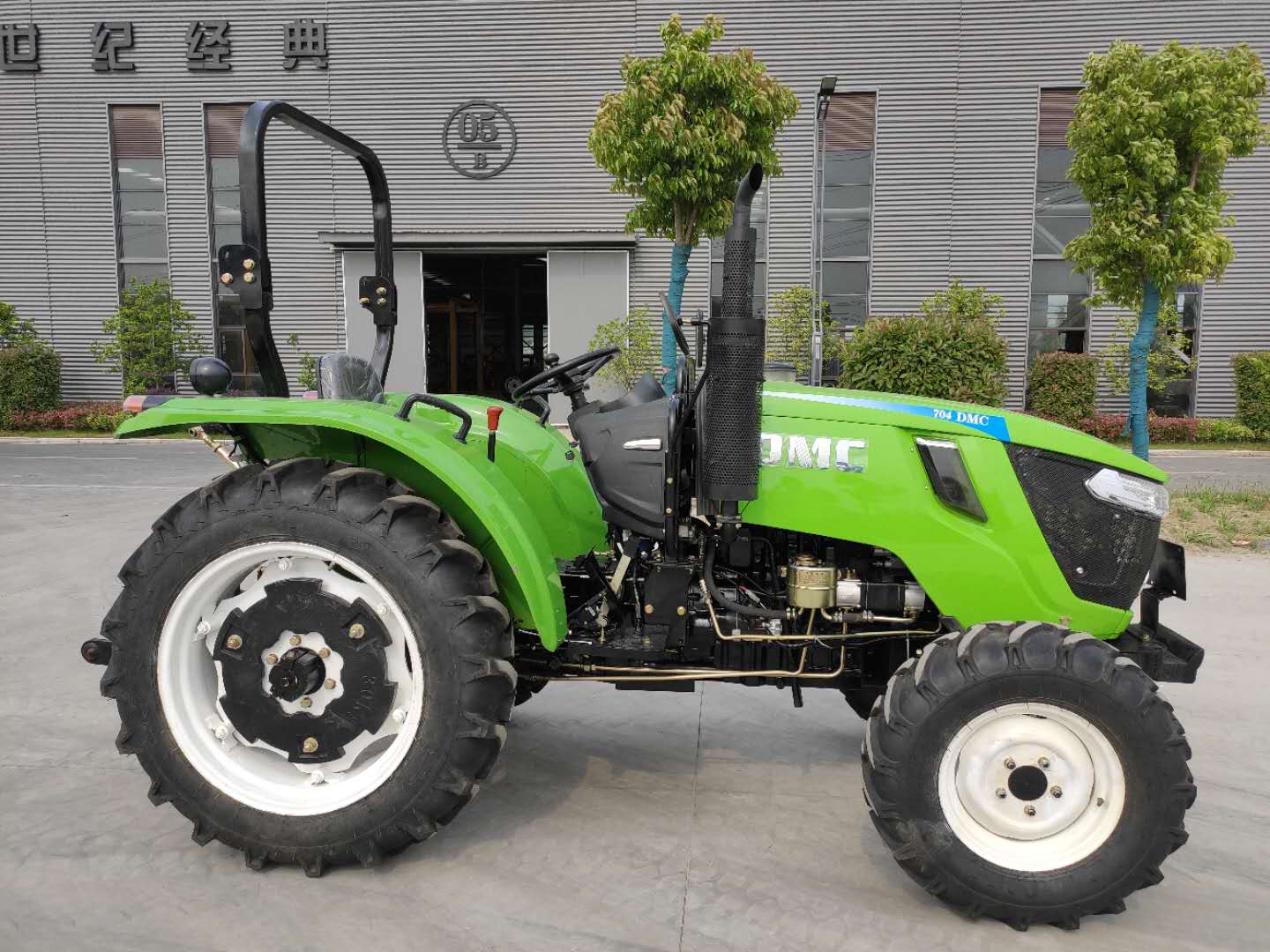 DMC704/DMC804/DMC904轮式拖拉机