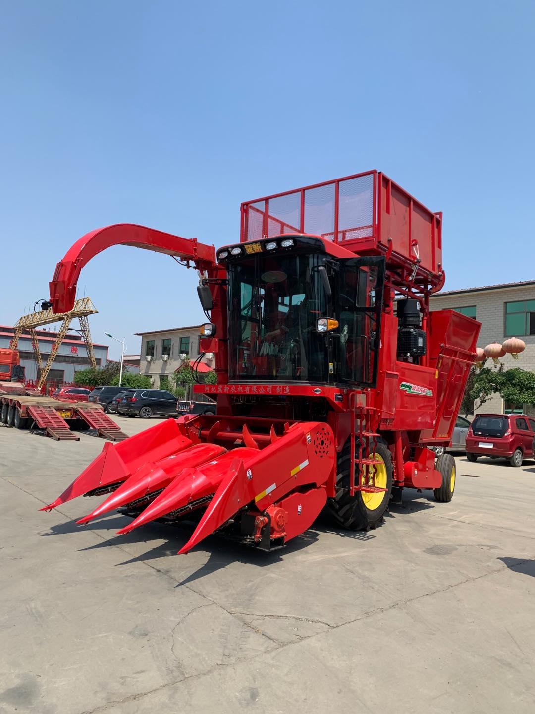 4YZBQ-3L自走式玉米收获机