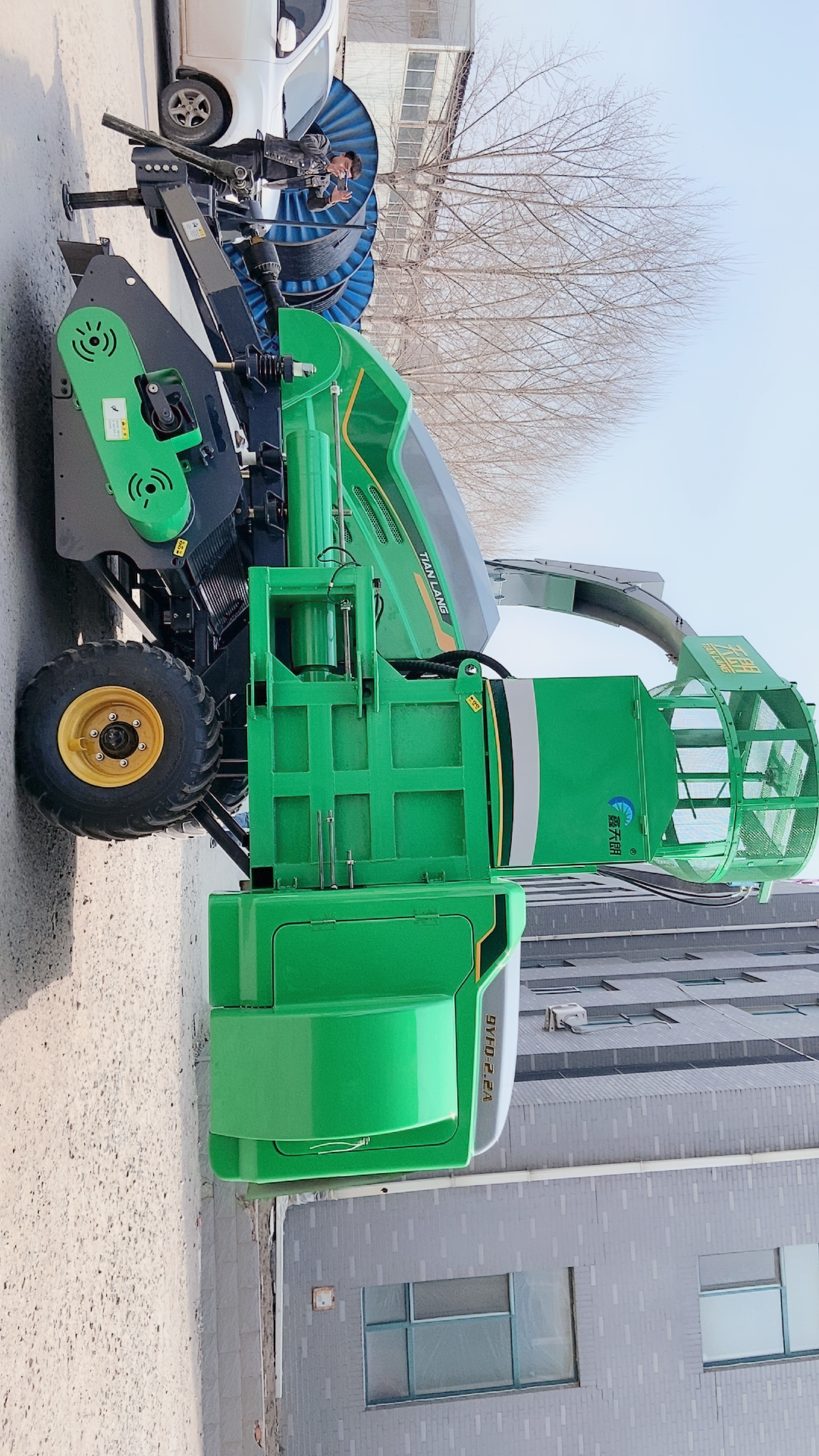 9YFQ-2.2A型秸秆饲料捡拾打捆机