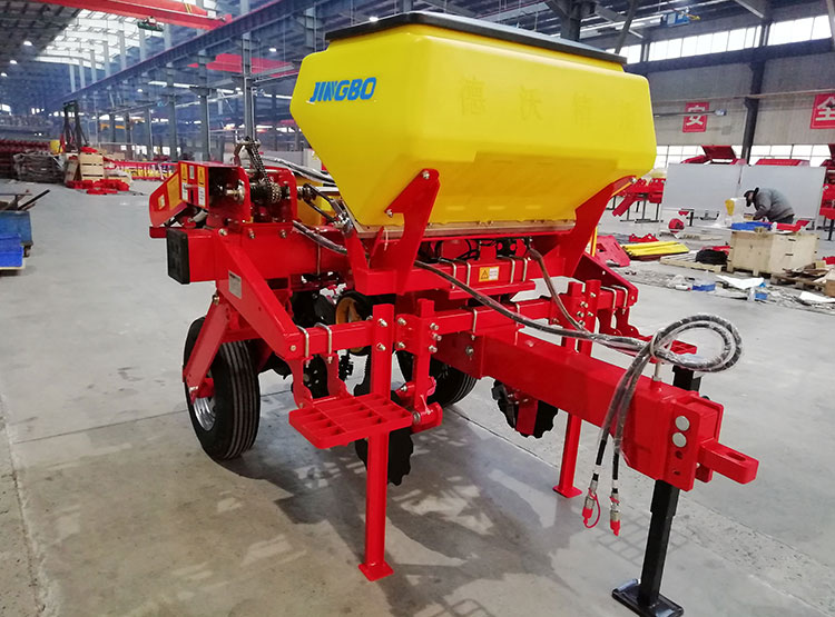 2BMQ-2牵引式免耕精量播种机