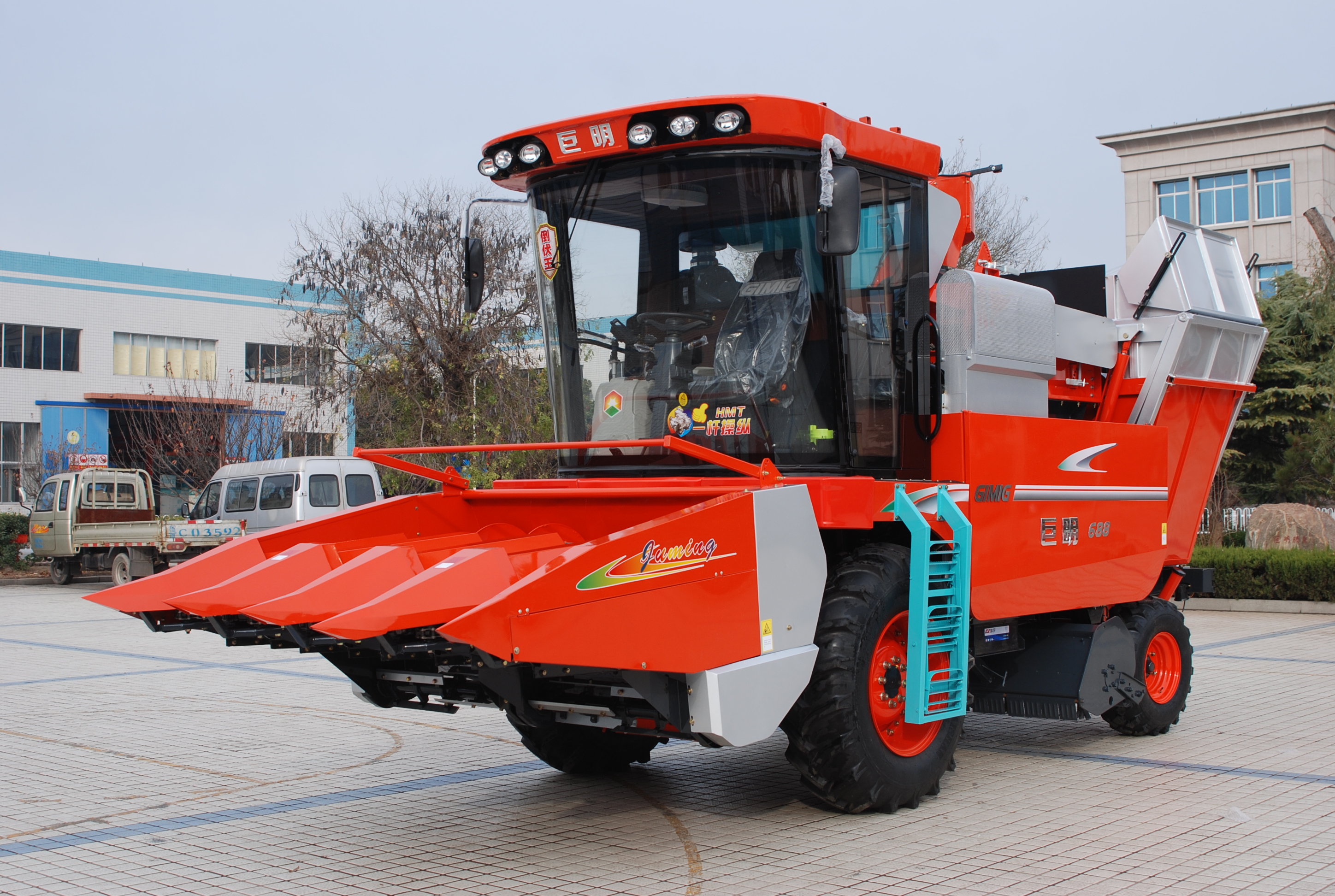 4YZP-4C1自走式玉米收获机