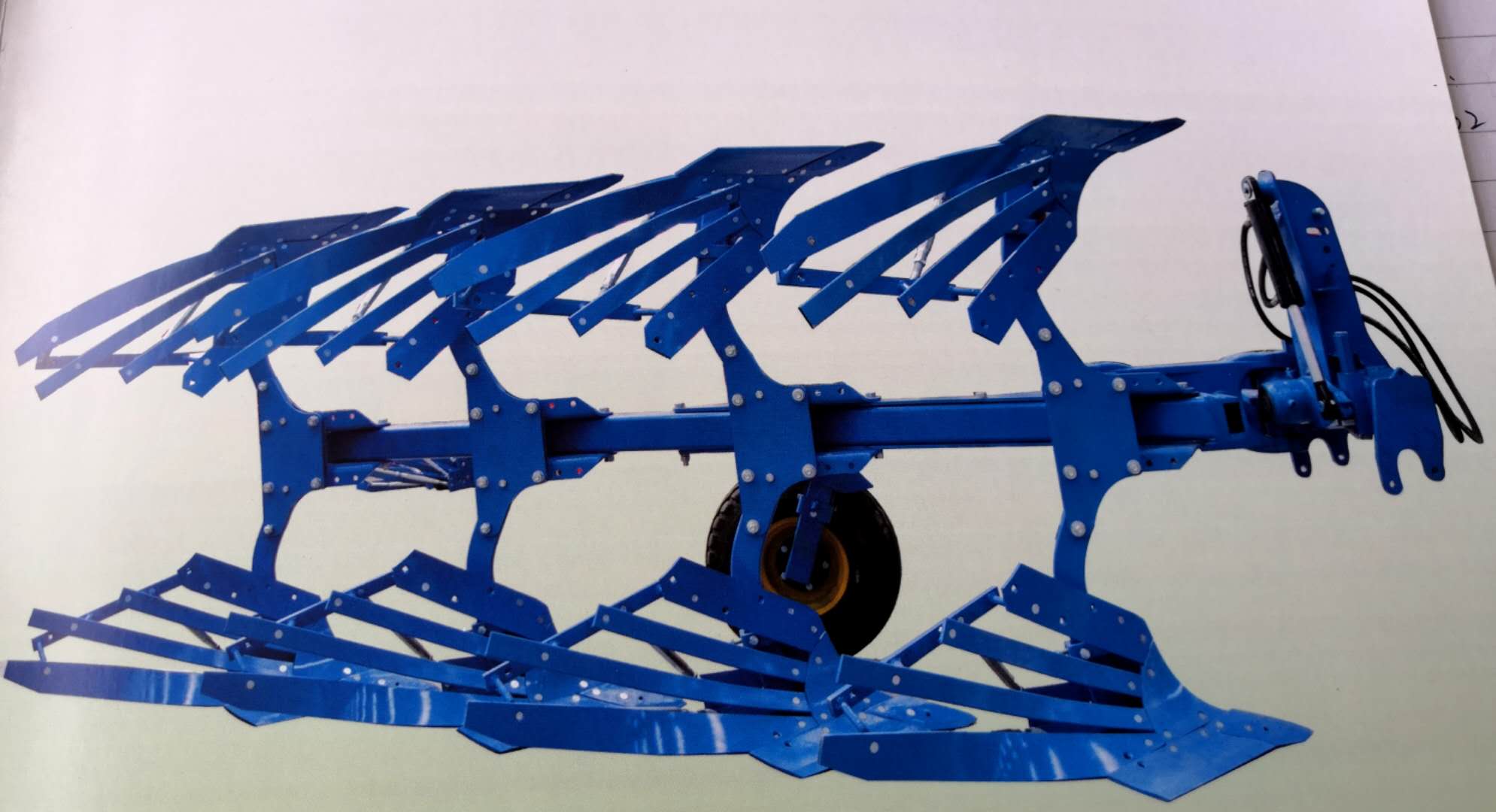 1LFT-450液压翻转犁