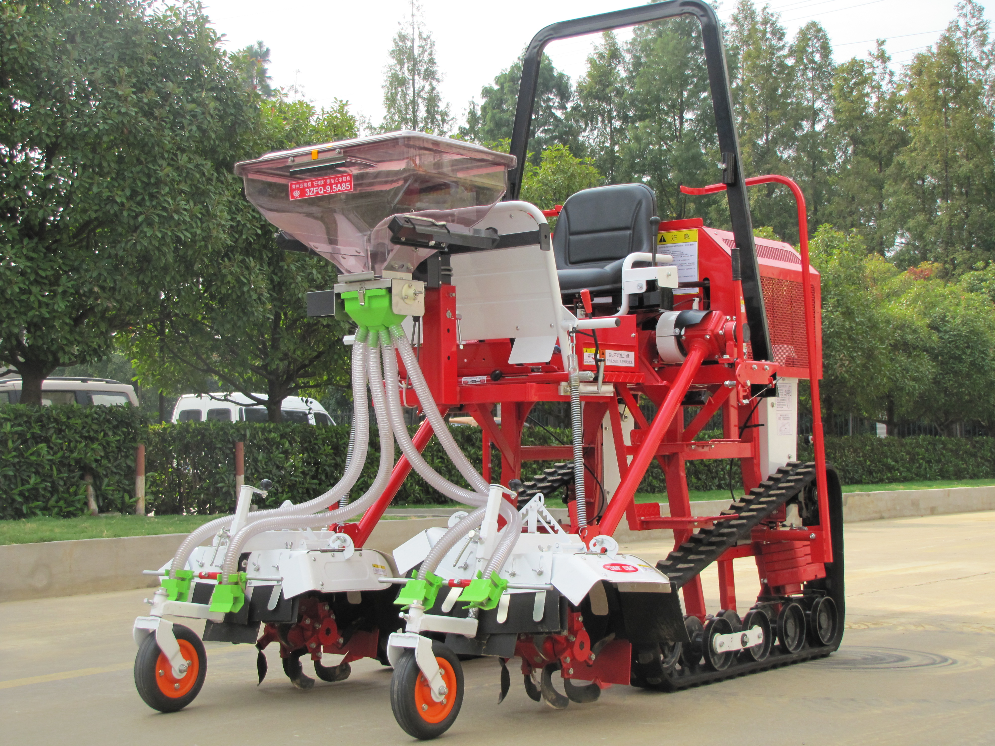 3ZFQ-9.5A85/3ZFQ-9.5A115乘坐式中耕机（培土机）