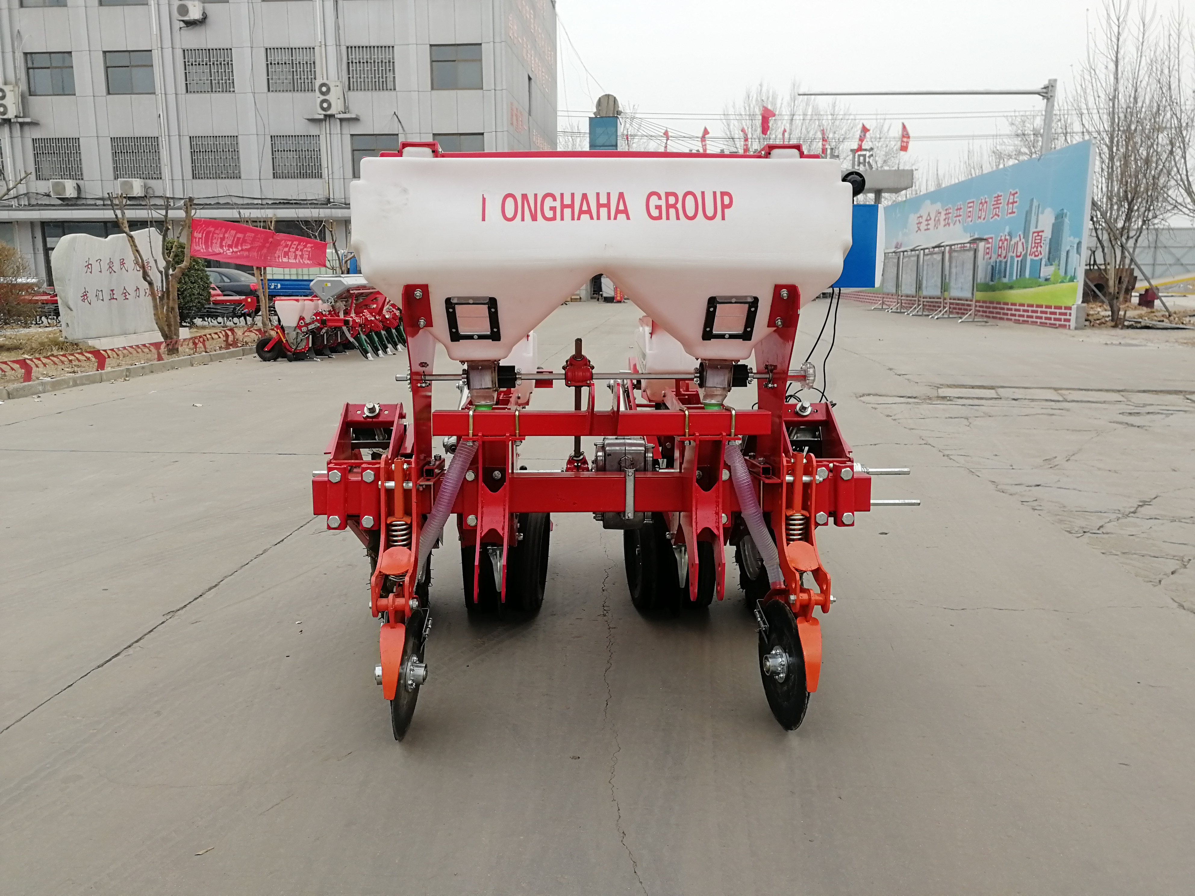 2BMF-2免耕播种机