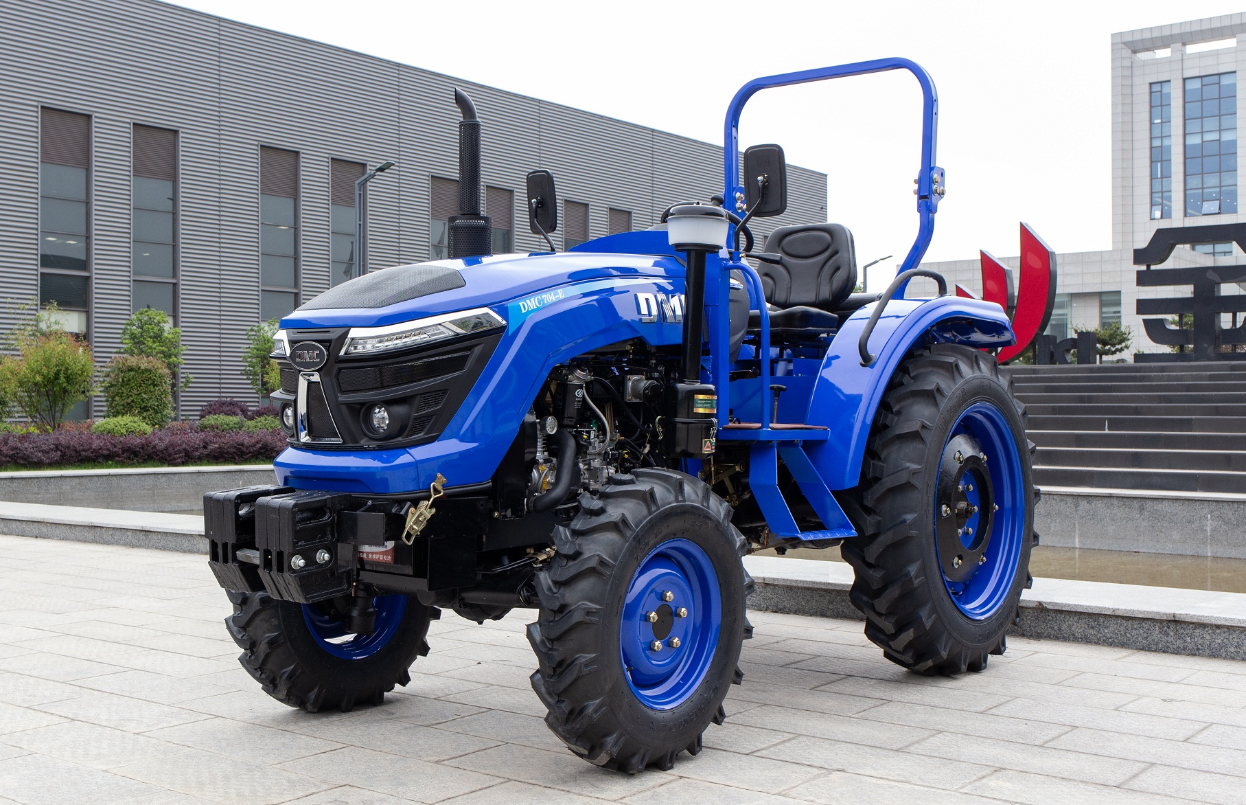 DMC704-E轮式拖拉机