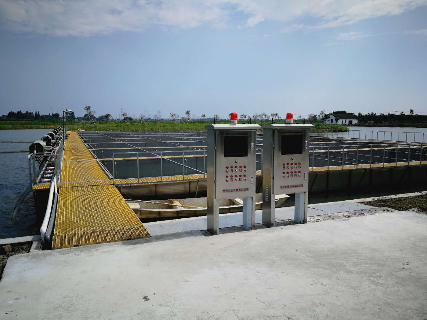 10P4-220装配式池塘跑道养鱼设施