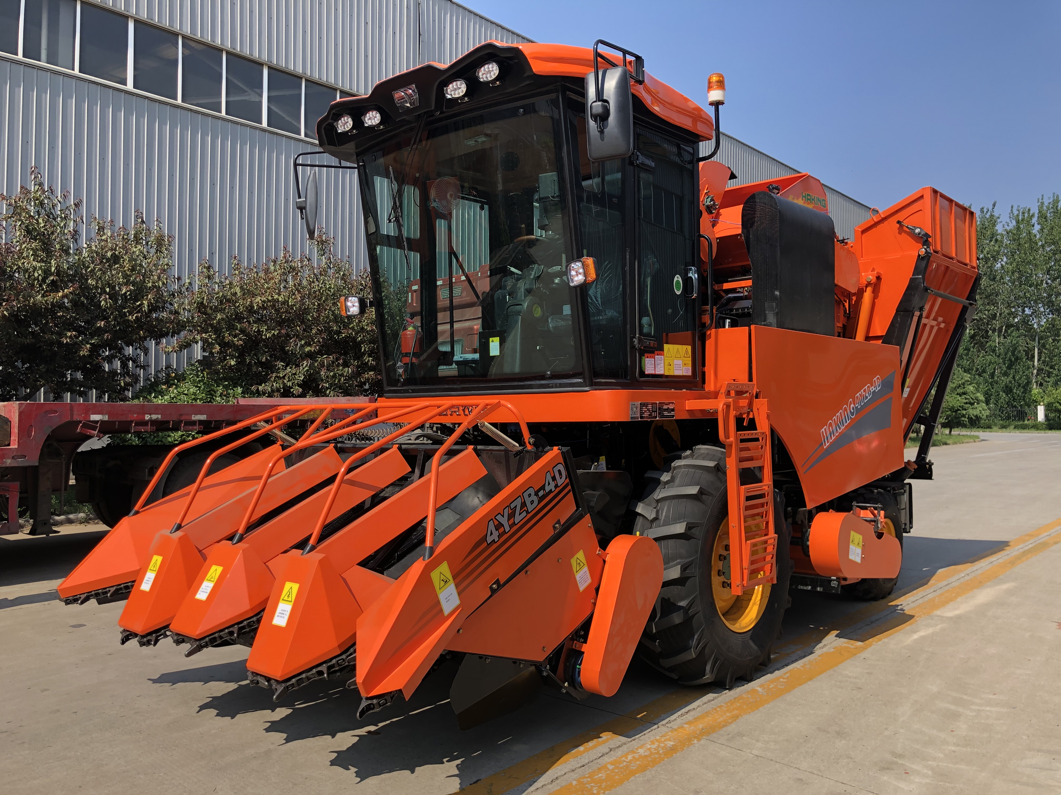 4YZB-4D自走式玉米收获机