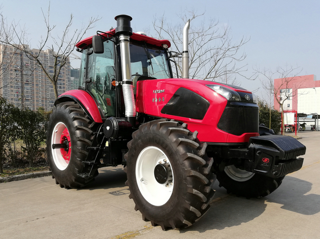 YR2204轮式拖拉机
